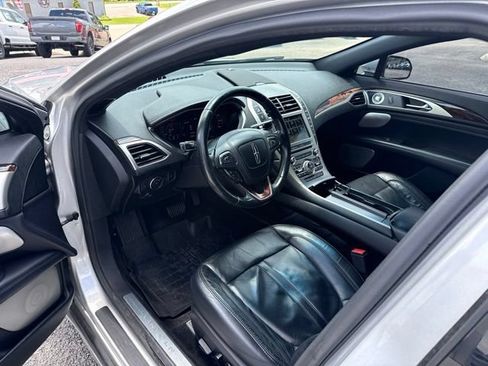 Used 2017 Lincoln MKZ Reserve w/ Luxury Package AWD/4WD image 4