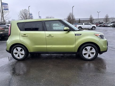 Used 2016 Kia Soul image 12