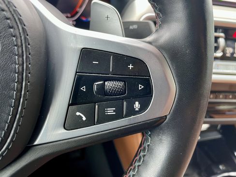 Used 2022 BMW X4 M40i w/ Premium Package image 22