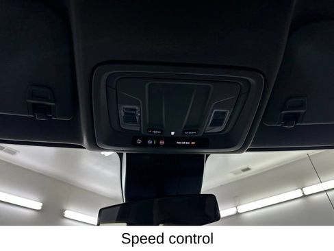 Used 2024 GMC Sierra 1500 Elevation AWD/4WD image 46