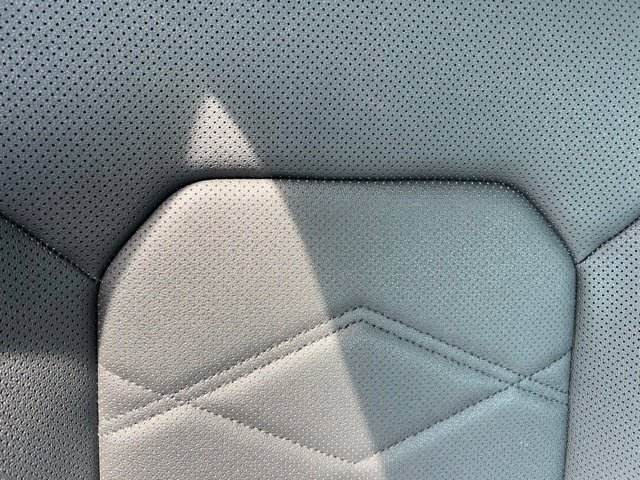 Used 2024 Volkswagen Atlas SE FWD image 37