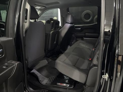Used 2020 Chevrolet Silverado 1500 Custom Trail Boss w/ Custom Convenience Package AWD/4WD image 15