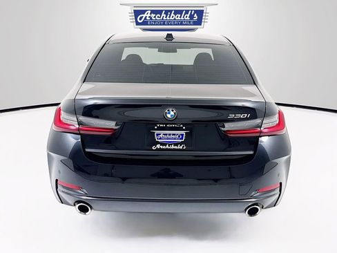 Used 2023 BMW 330i Sedan w/ Driving Assistance Package image 6