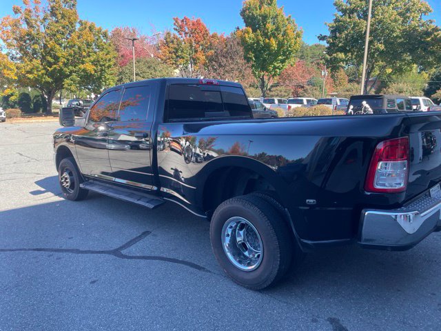 Used 2024 RAM 3500 Tradesman w/ Chrome Appearance Group AWD/4WD image 2
