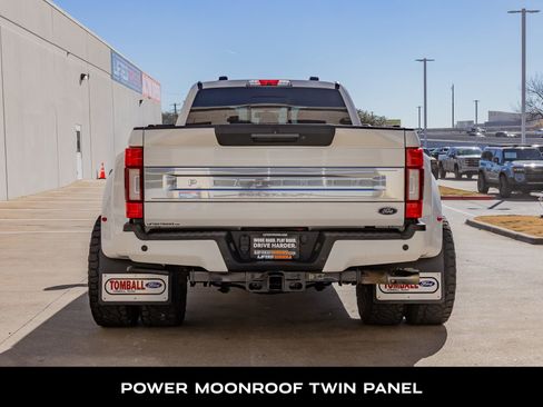 Used 2022 Ford F350 Platinum w/ FX4 Off-Road Package image 7