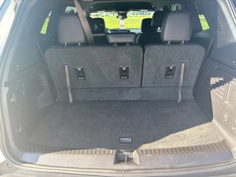 Used 2026 Buick Enclave Preferred AWD/4WD image 18