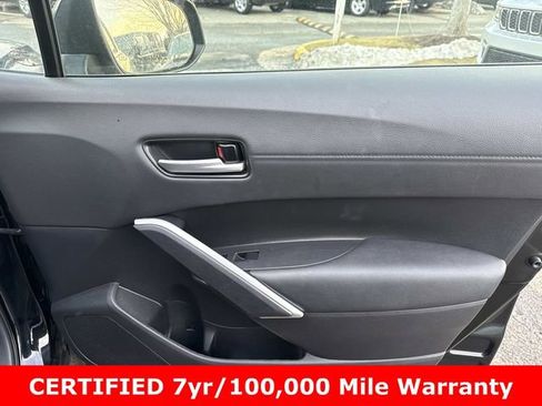 Used 2023 Toyota Corolla Cross XLE image 8