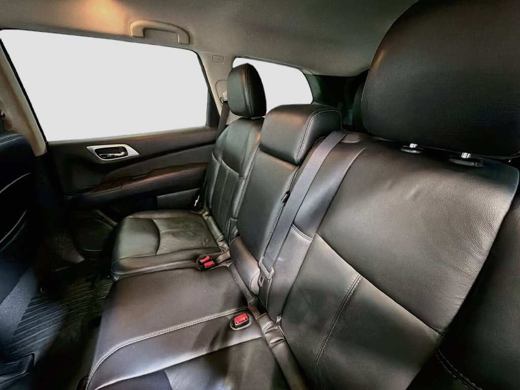 Used 2018 Nissan Pathfinder SL FWD image 22