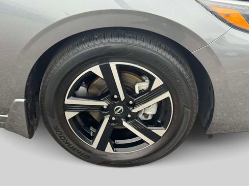 Used 2025 Nissan Sentra SV w/ All-Weather Package FWD image 8