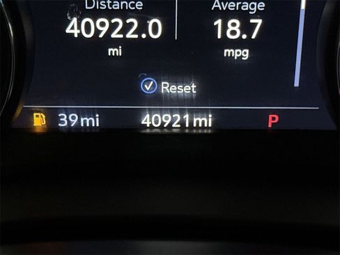 Used 2023 Cadillac XT6 Sport w/ Platinum Package image 12