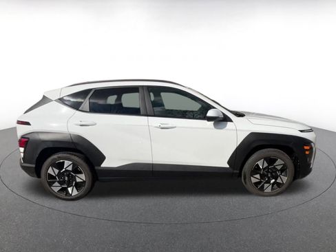 Used 2025 Hyundai Kona SEL image 16