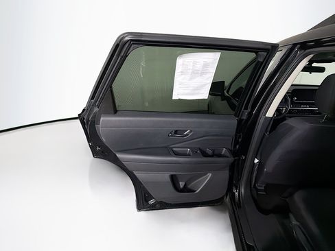 Used 2025 Nissan Pathfinder SV AWD/4WD image 25