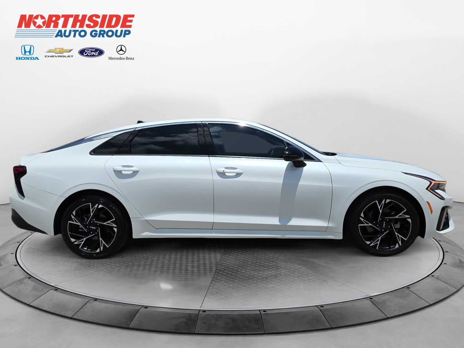 Used 2025 Kia K5 GT-Line w/ GT-Line Premium Package AWD/4WD image 8