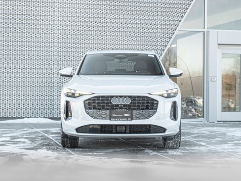 Certified 2025 Audi Q5 Premium Plus w/ Premium Plus image 34