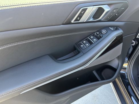Certified 2026 BMW X5 sDrive40i image 14