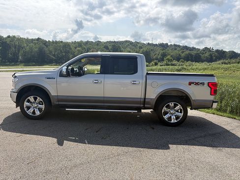 Used 2018 Ford F150 Lariat w/ Equipment Group 502A Luxury AWD/4WD image 2