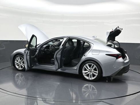 Used 2021 Lexus IS 300 w/ Comfort Package image 34