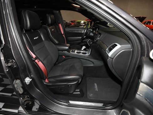 Used 2019 Jeep Grand Cherokee SRT AWD/4WD image 39