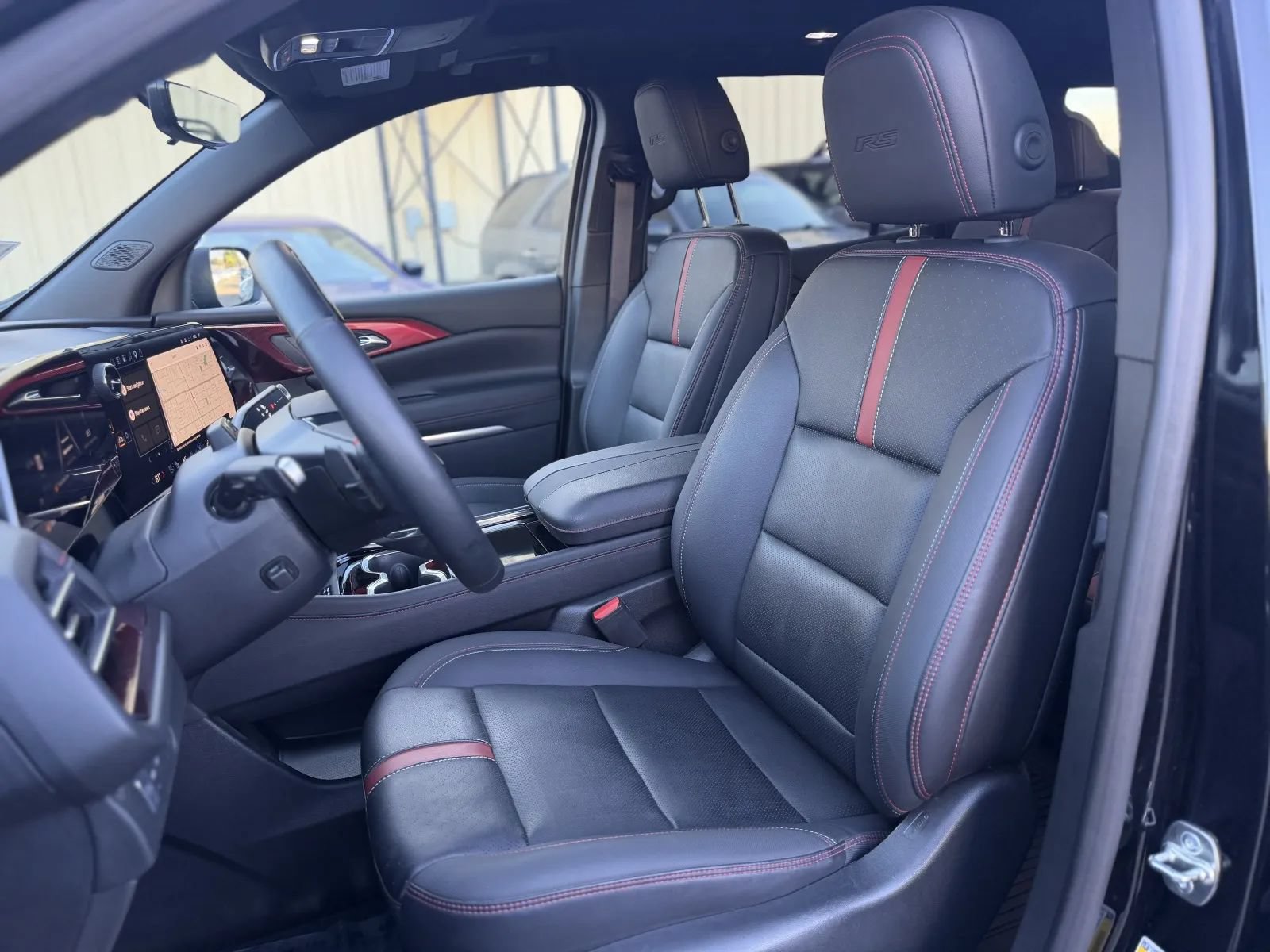 Used 2026 Chevrolet Traverse RS w/ LPO, Floor Liner Package AWD/4WD image 15