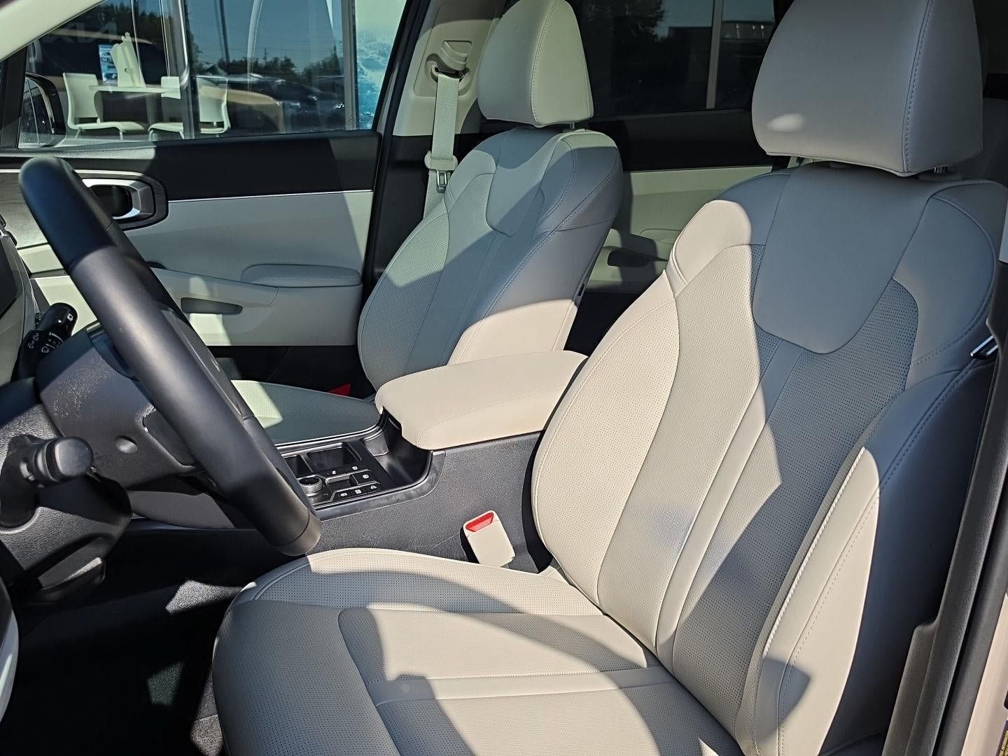 Certified 2025 Kia Sorento X-Line EX AWD/4WD image 28
