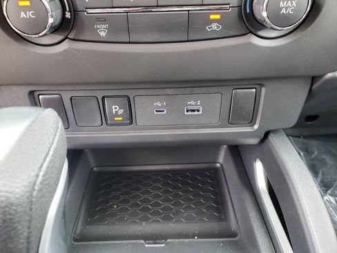 New 2025 Nissan Frontier SV AWD/4WD image 28