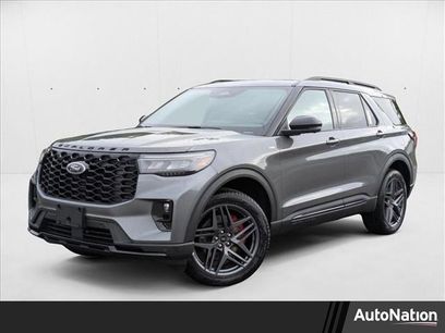 New 2025 Ford Explorer ST-Line w/ Premium Package