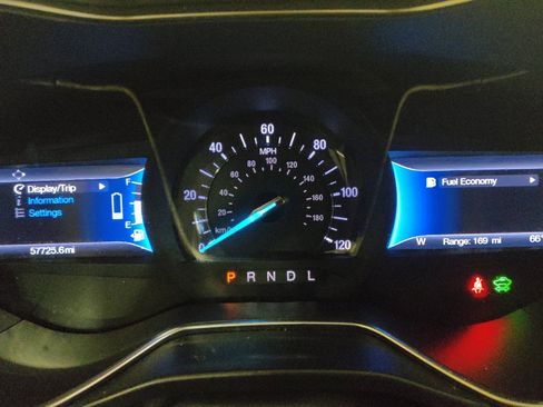 Used 2018 Ford Fusion S image 23