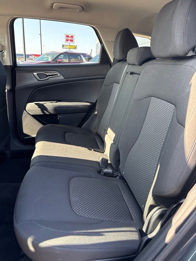 Used 2023 Kia Sportage LX AWD/4WD image 23