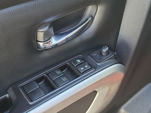 Used 2021 Nissan Titan SV w/ Off Road Protection Package image 21