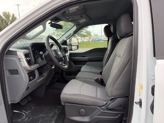 New 2026 Ford F250 XL w/ STX Appearance Package AWD/4WD image 11