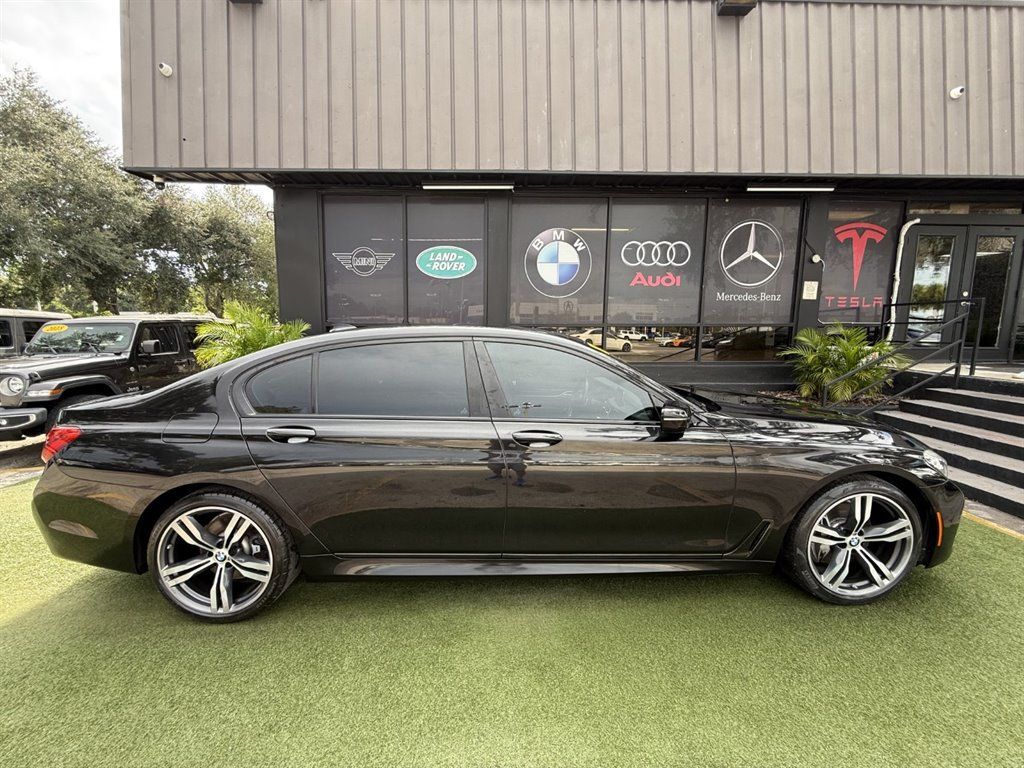 Used 2019 BMW 740i w/ M Sport Package RWD image 8