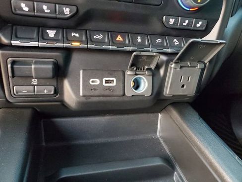 Used 2022 Chevrolet Silverado 2500 LTZ w/ LTZ Plus Package image 25