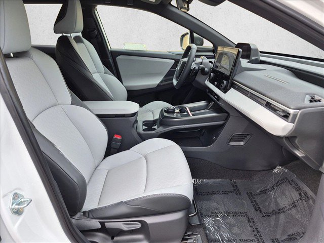 Used 2026 Subaru Solterra AWD/4WD image 21