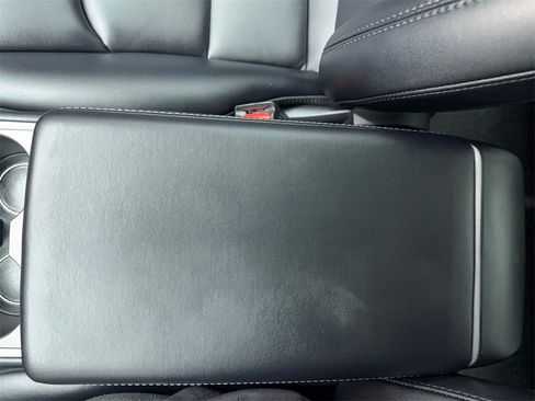 Used 2022 Tesla Model 3 Long Range image 38