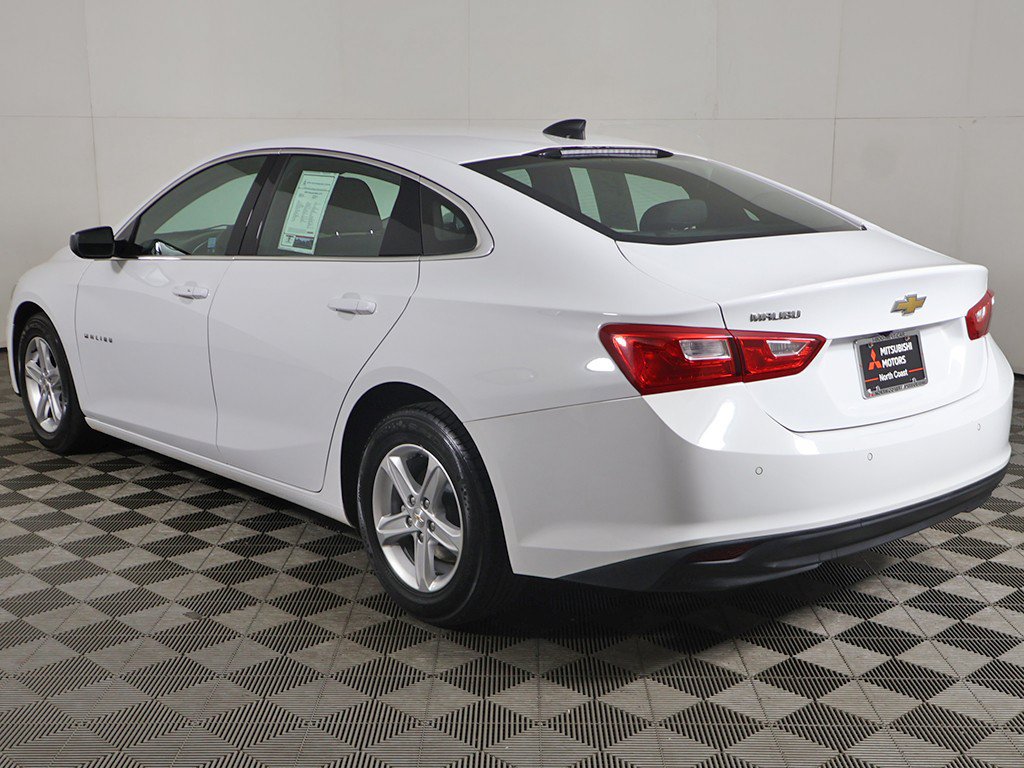 Used 2024 Chevrolet Malibu LS w/ Driver Confidence Package FWD image 7