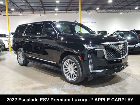 Used 2022 Cadillac Escalade ESV Premium Luxury AWD/4WD image 3