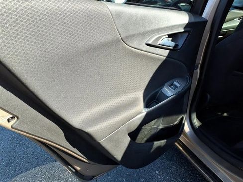 Used 2018 Chevrolet Malibu LT image 7