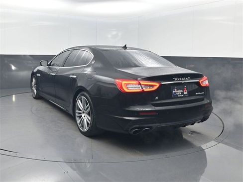 Used 2017 Maserati Quattroporte S GranSport image 3