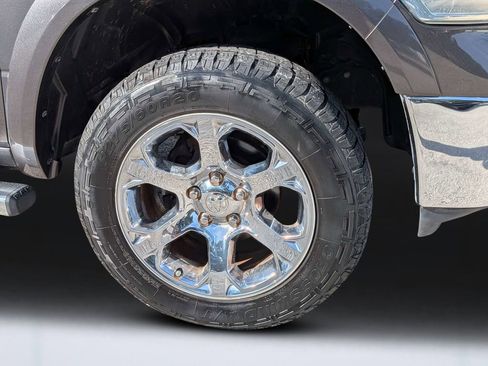 Used 2016 RAM 1500 Laramie w/ Convenience Group AWD/4WD image 10