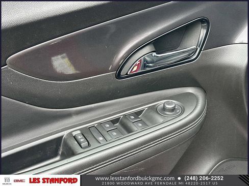 Used 2022 Buick Encore Preferred w/ Safety Package image 17