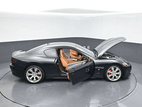 Used 2017 Maserati GranTurismo Sport RWD image 58