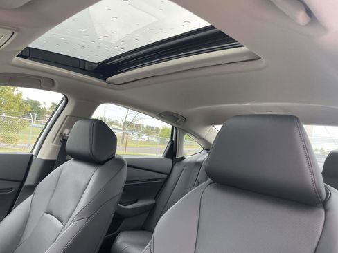 New 2025 Honda Accord Touring image 7