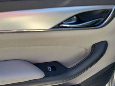 Used 2019 Cadillac CTS Luxury image 14