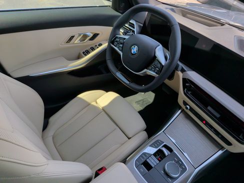 Used 2026 BMW 330i Sedan w/ Premium Package RWD image 35