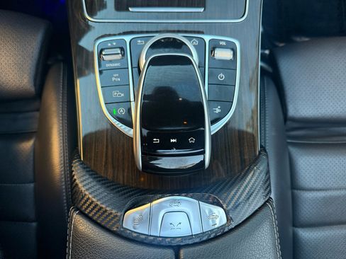 Used 2019 Mercedes-Benz C 300 4MATIC Cabriolet image 25