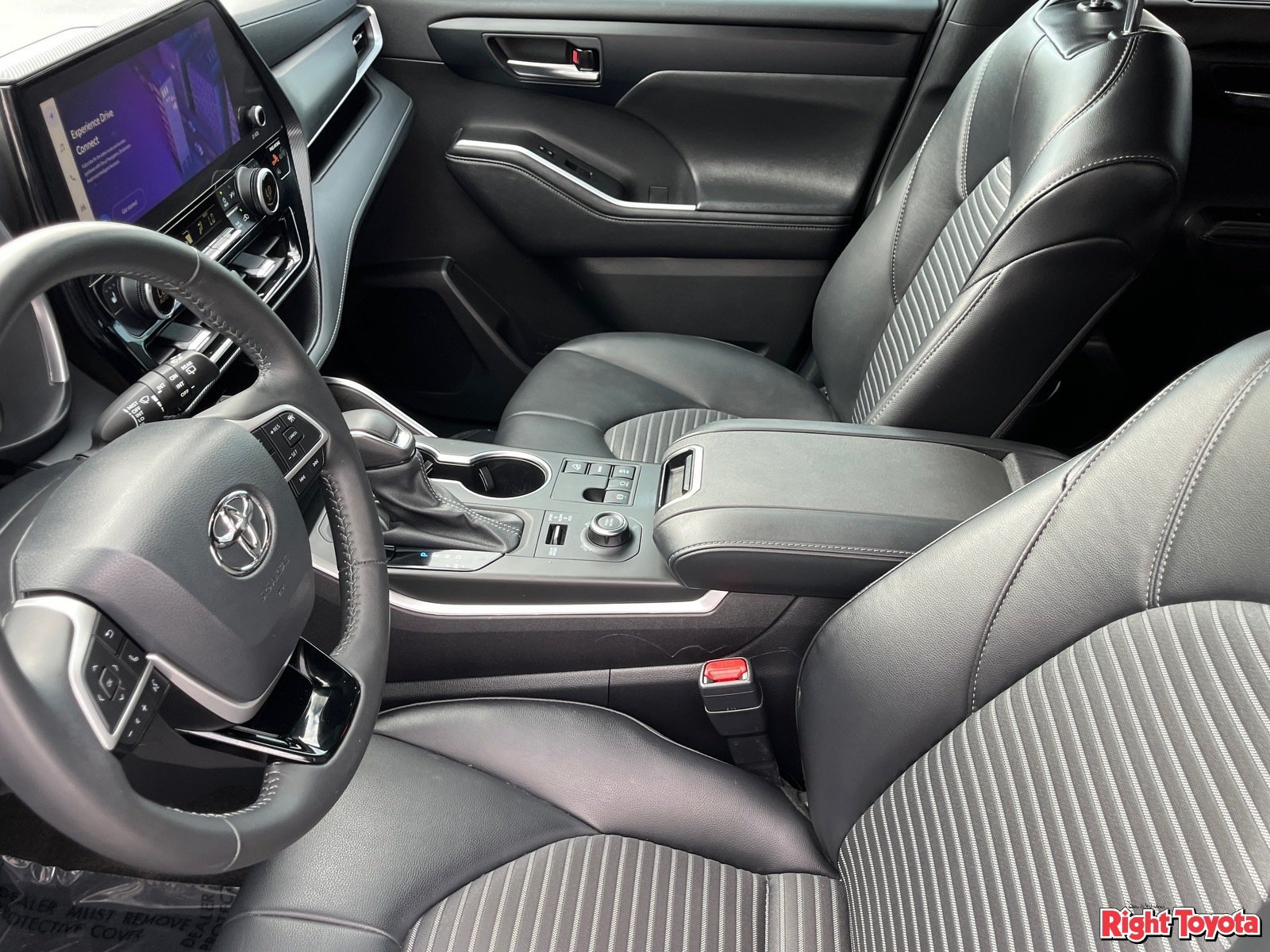 Used 2024 Toyota Highlander XSE AWD/4WD image 20