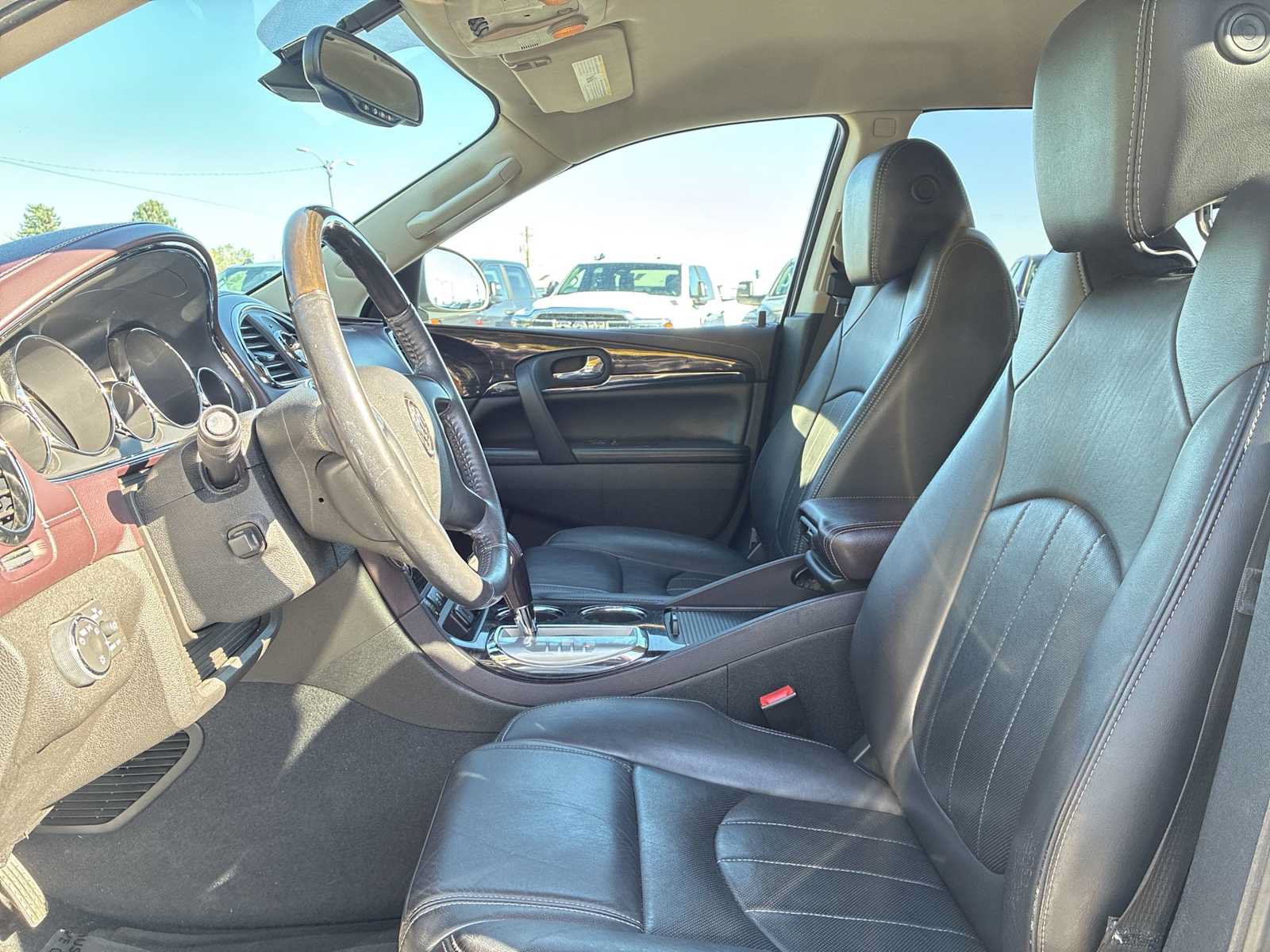 Used 2017 Buick Enclave Premium AWD/4WD image 13