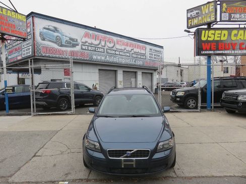 Used 2005 Volvo V50 2.4i image 6