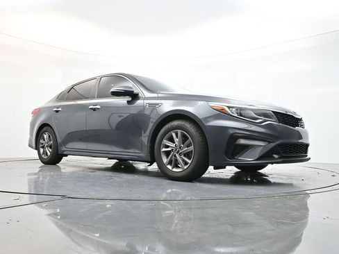 Used 2020 Kia Optima LX image 37