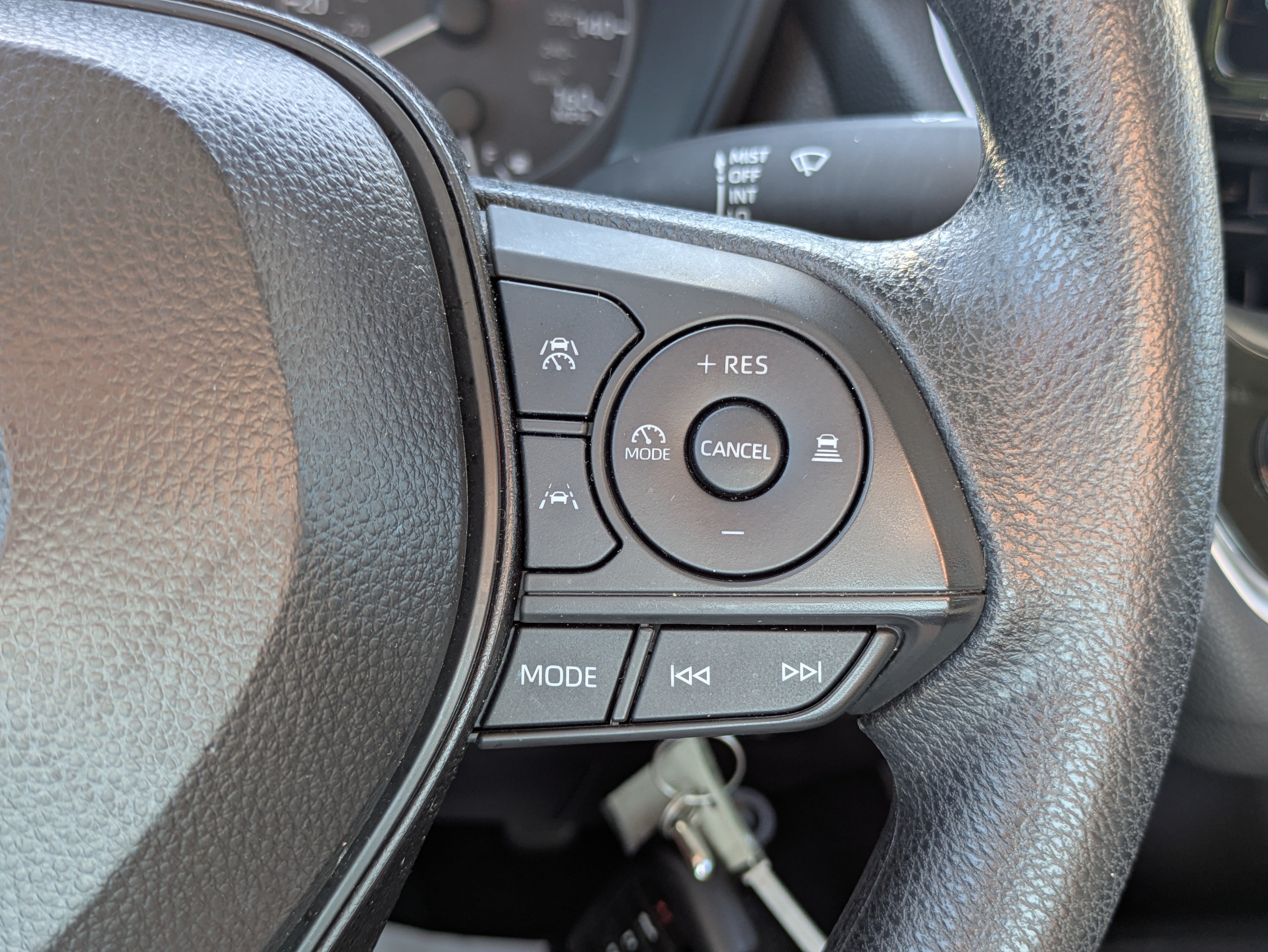 Certified 2025 Toyota Corolla LE FWD image 17